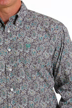 Load image into Gallery viewer, Cinch Button Down Shirt - MTW1105584