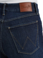 Load image into Gallery viewer, Wrangler Bespoke Flare Jean - 2359280