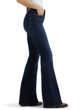 Load image into Gallery viewer, Wrangler Bespoke Flare Jean - 2359280