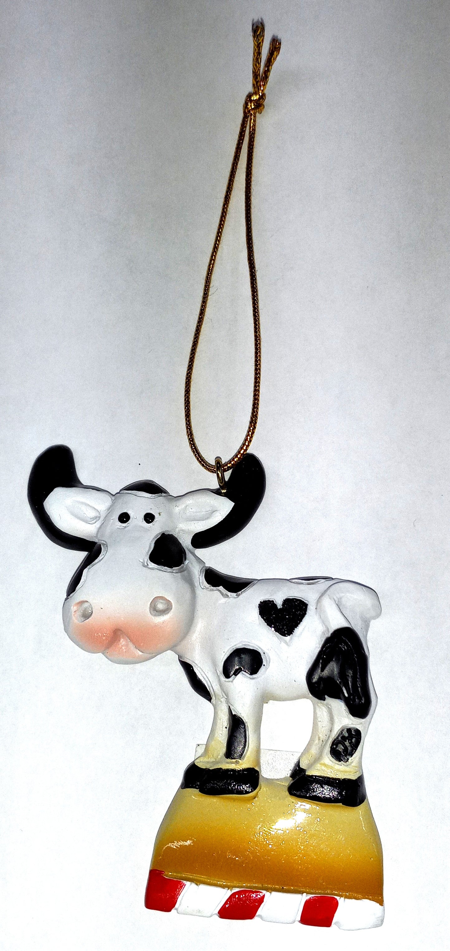 Lovin Cow Ornament - 33072